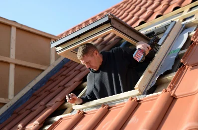 Pose de fenêtres de toit Velux aux Brouzils